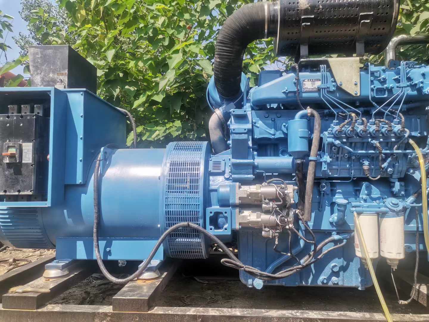 皋兰详细说明降低 800kW 柴油发电机输出电流波动的方法
