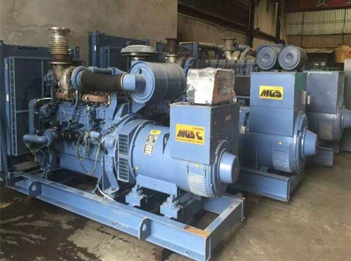 皋兰发电机组带负载降电压是什么原因照成的？