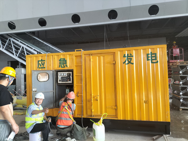 皋兰怎样判断空气滤清器是否需要更换？